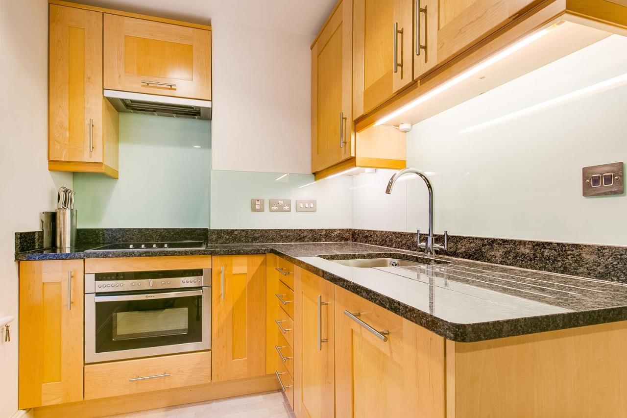 Apartment St Christopher's Place Serviced By Globe London