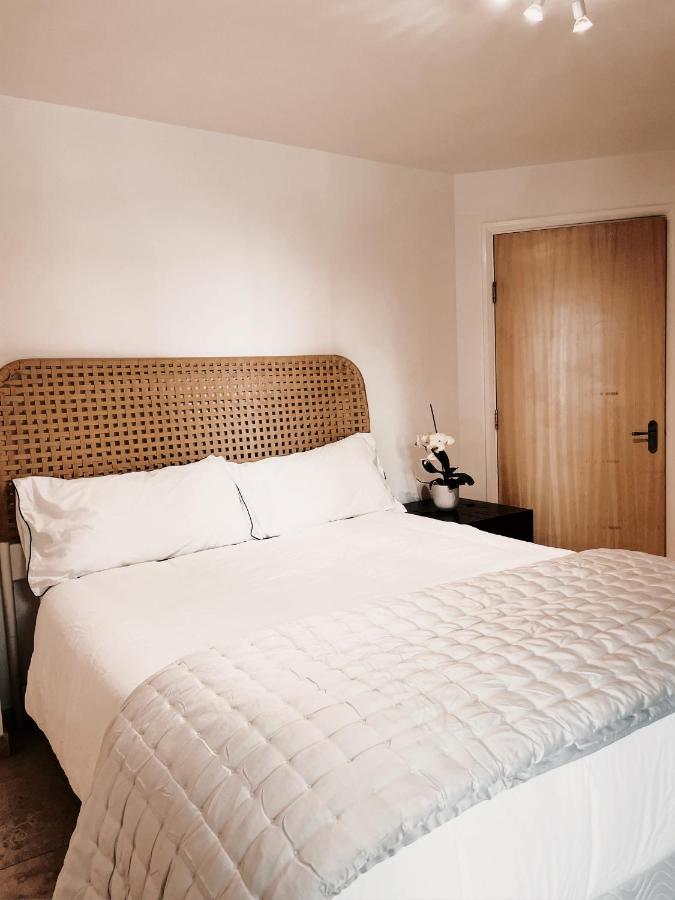 Veehouse * London
