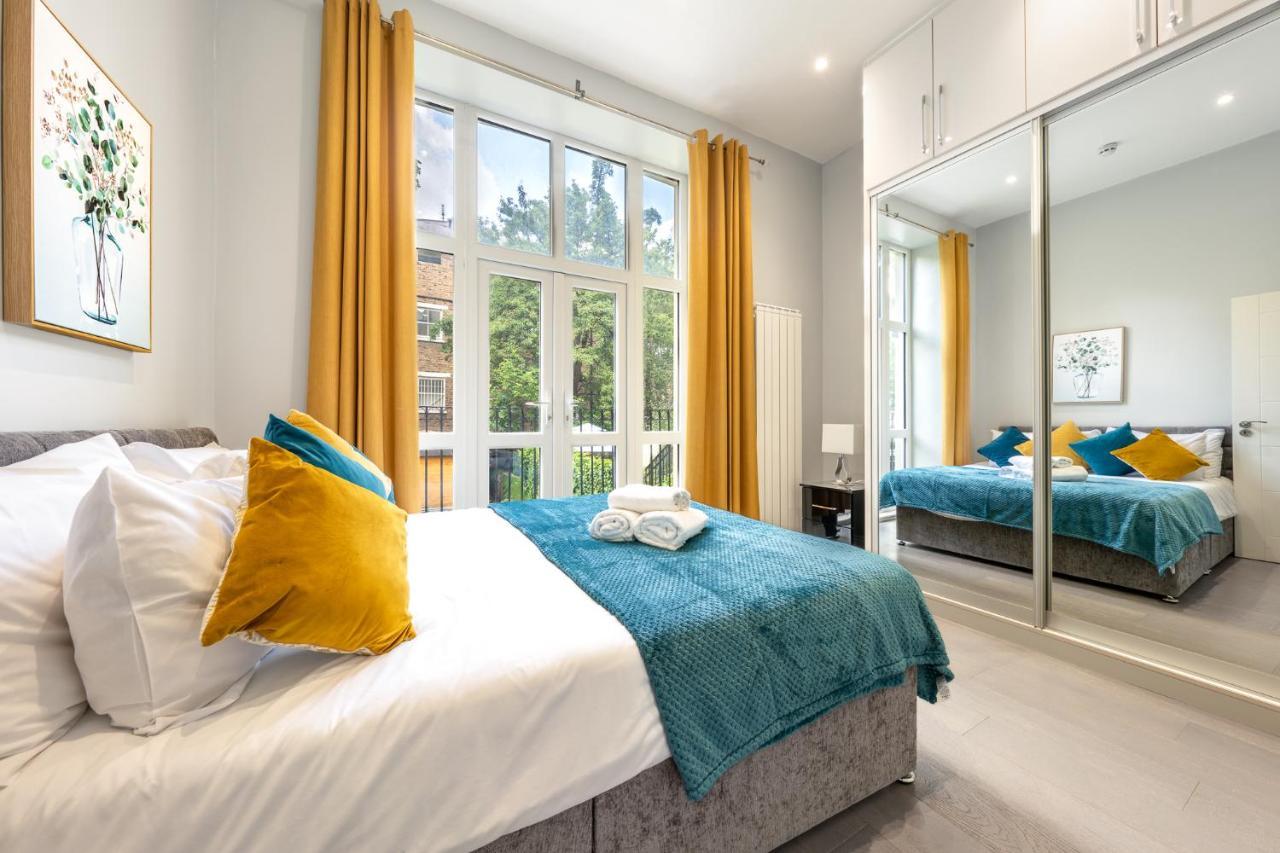 Modern 3 And 2 Bedroom Flat In Central With Installed Ac * Londen