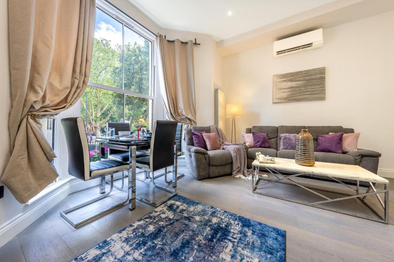 Appartement Modern 3 And 2 Bedroom Flat In Central With Installed Ac Londen