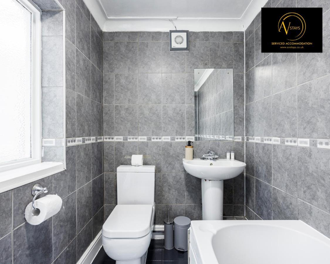2 Bedroom House By Av Stays Short Lets Croydon With Free Wi-fi Сasa de vacaciones