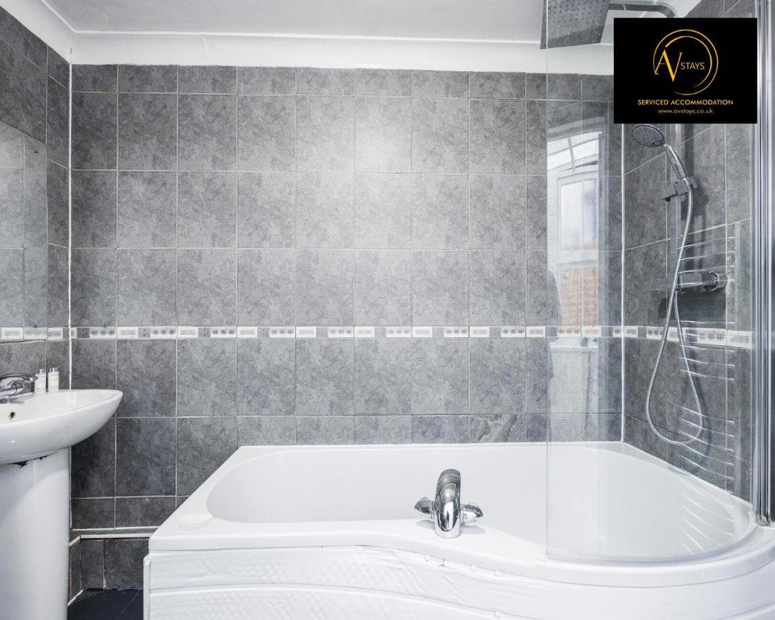 2 Bedroom House By Av Stays Short Lets Croydon With Free Wi-fi Сasa de vacaciones Londres