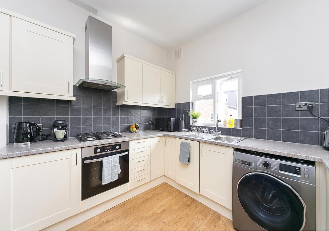 Apartment Luxury Chiswick 2 Bed Victorian Flat London