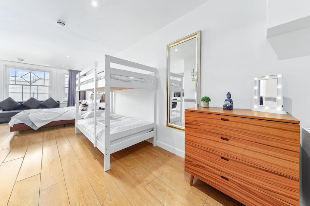 Appartement Spacious And Delightful Sleep 5 Piccadilly Vrc