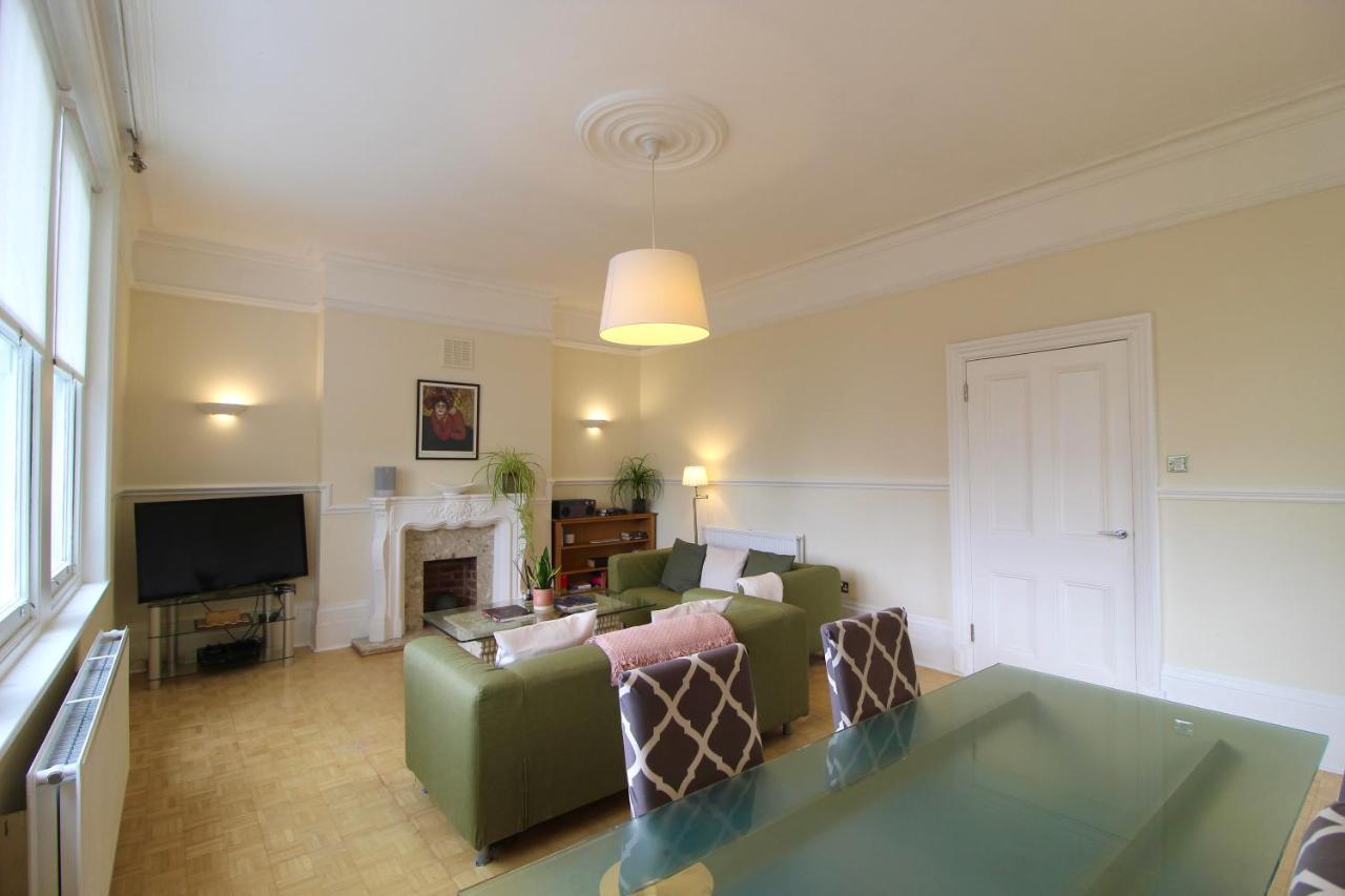 The At Athol House Apartment