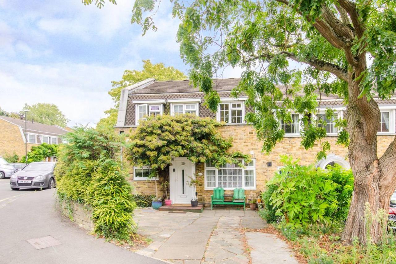 Leeward Gardens With Ensuite *