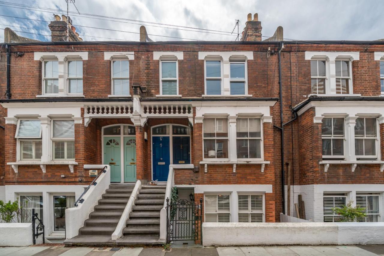 Modern Near Battersea Park Apartment London