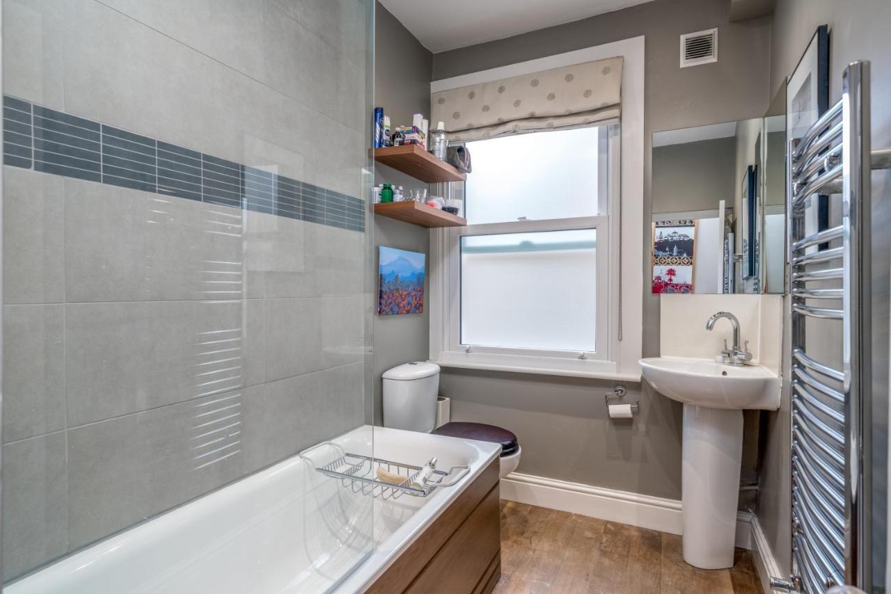 Modern Near Battersea Park London