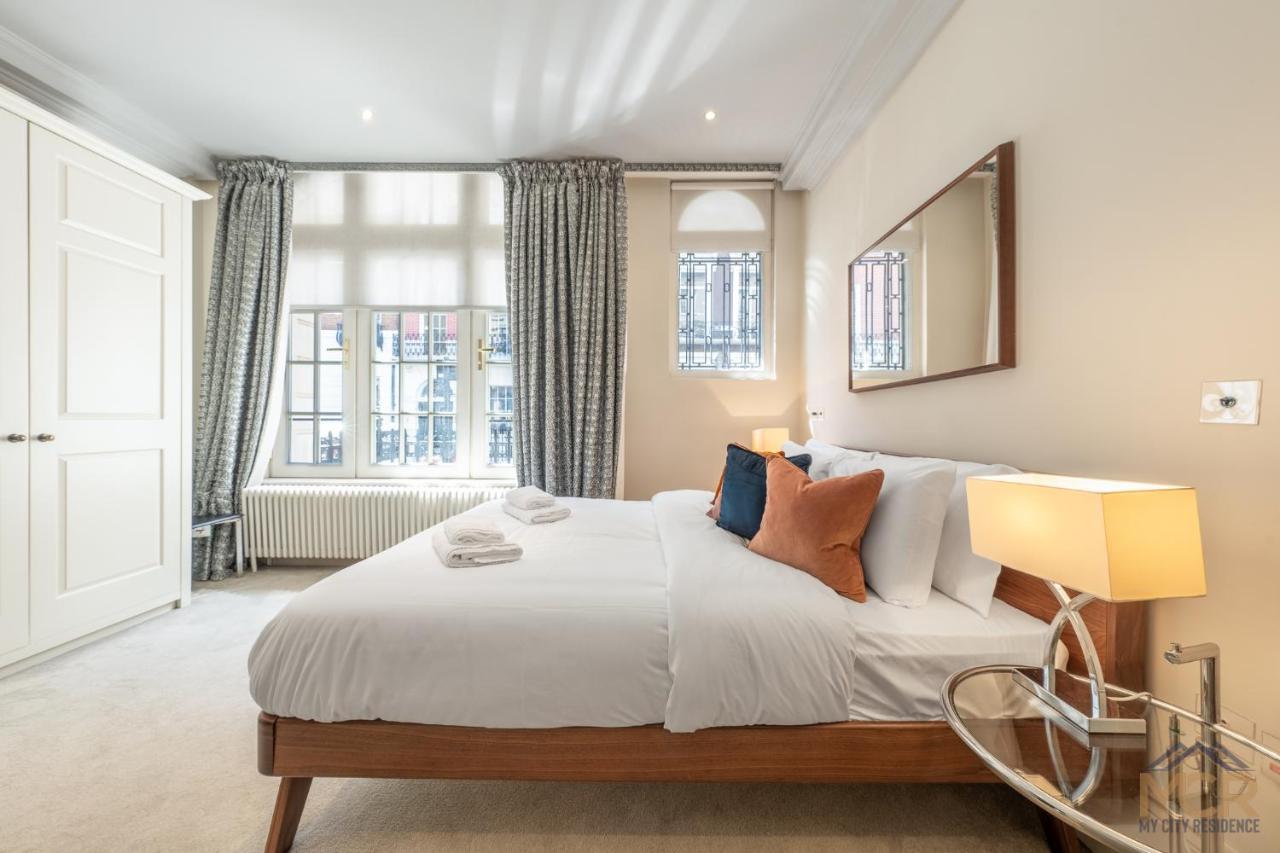 The Hertford Residences Apartment