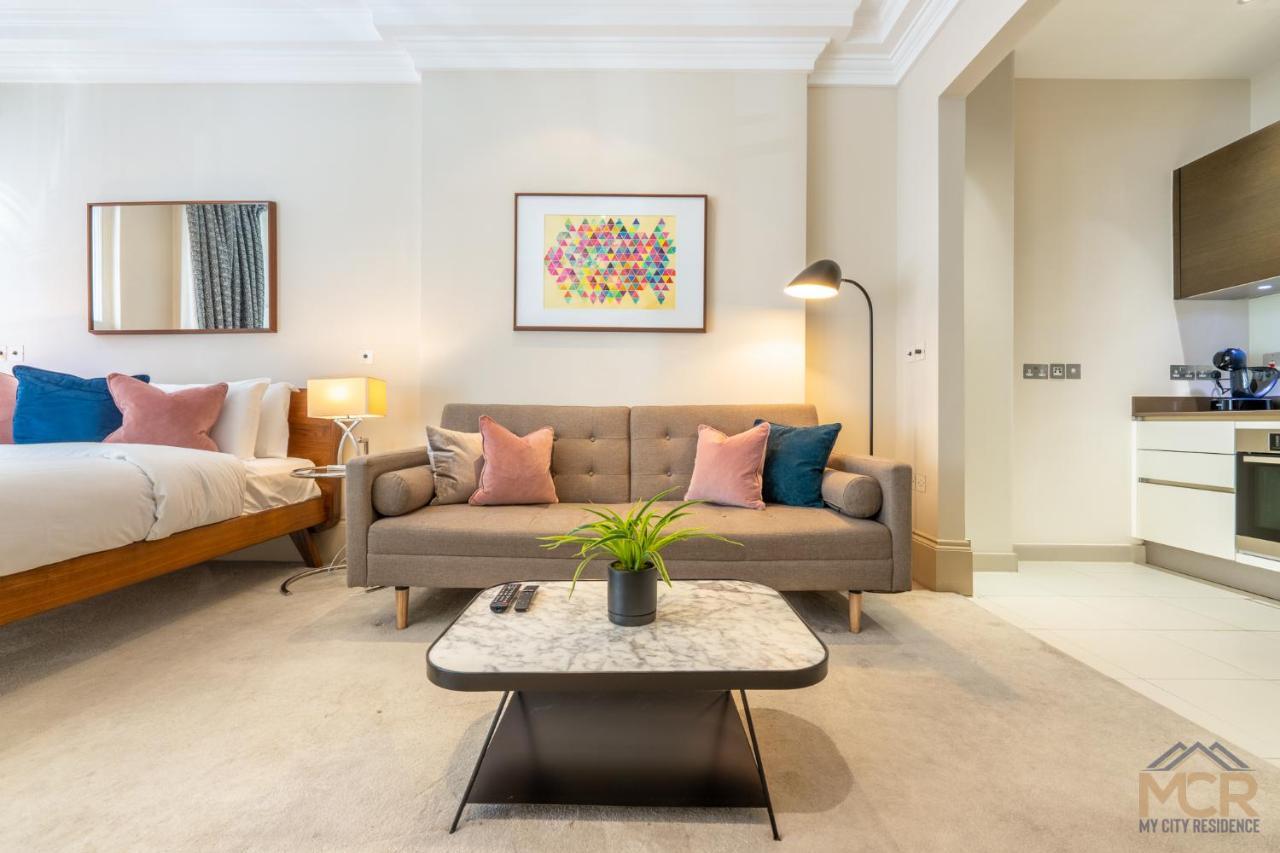 Apartment The Hertford Residences