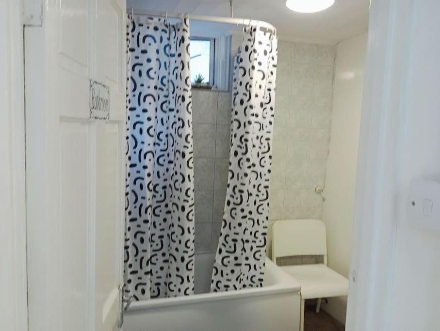 Cosy Flat In Whitechapel, London