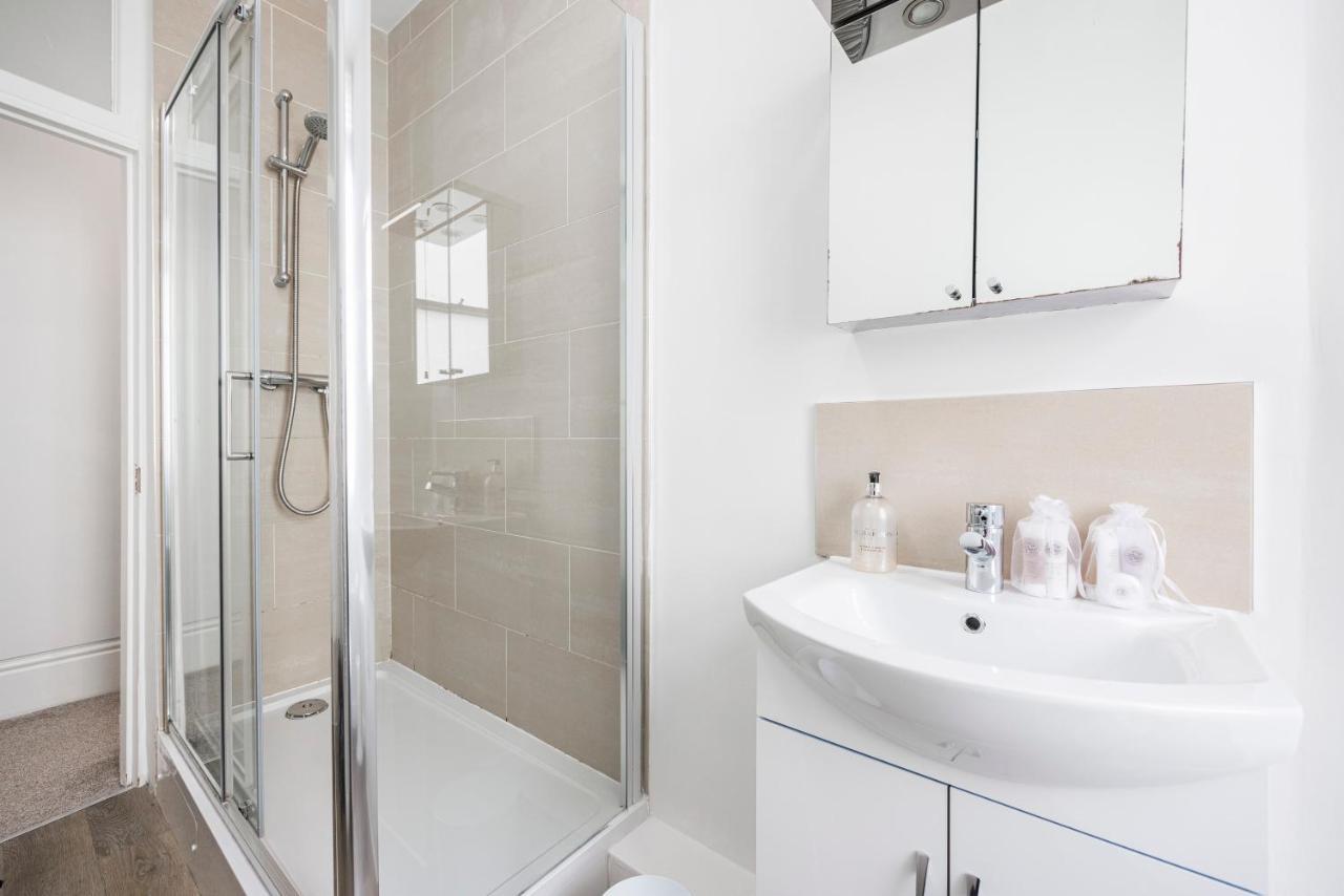 Leicester Square Apartment