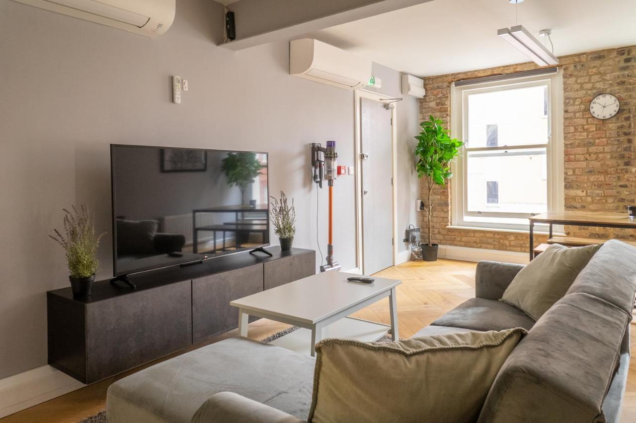 Air - Hatton Garden - Great Transport Links * London