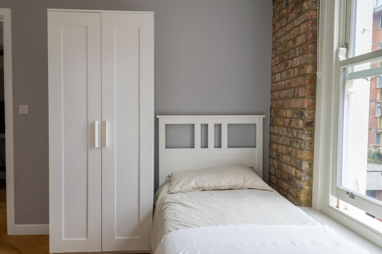Air - Hatton Garden - Great Transport Links * London