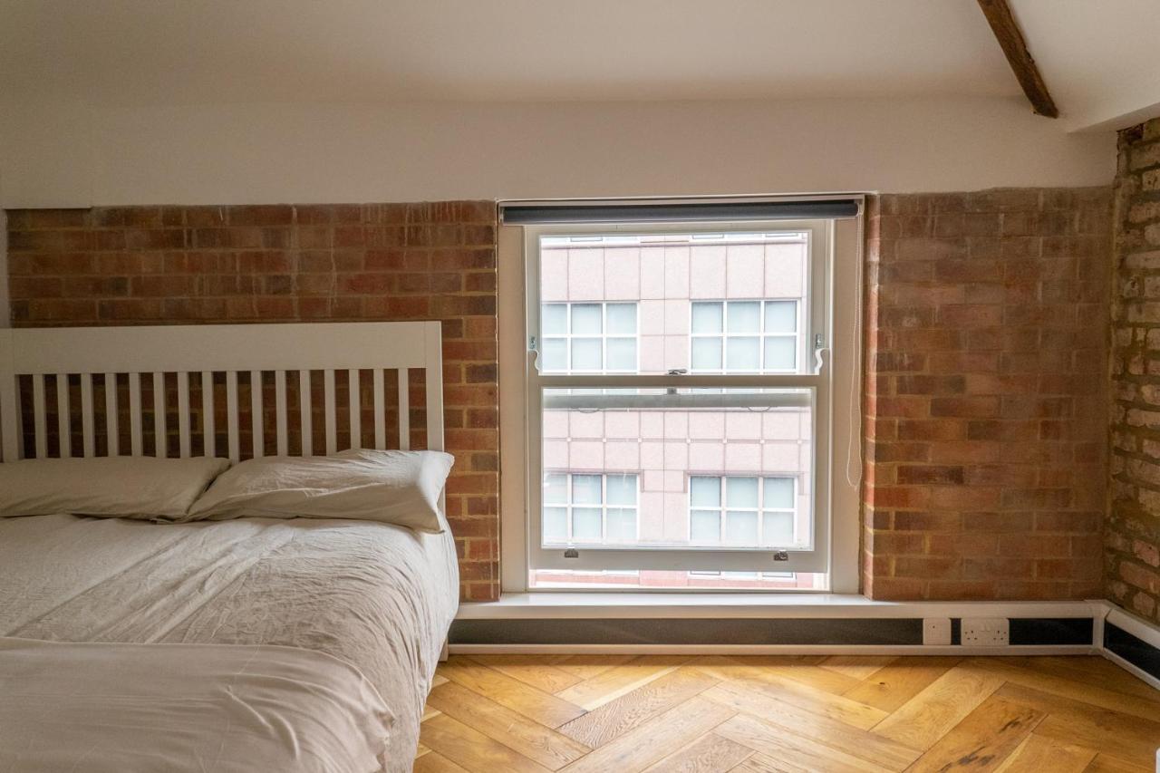 Air - Hatton Garden - Great Transport Links *