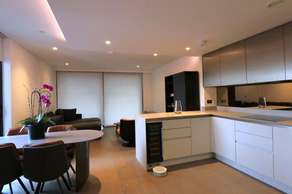 Appartement Riverside Luxury - Pool, Gym, Sauna, Cinema, Bowling Alley And More!