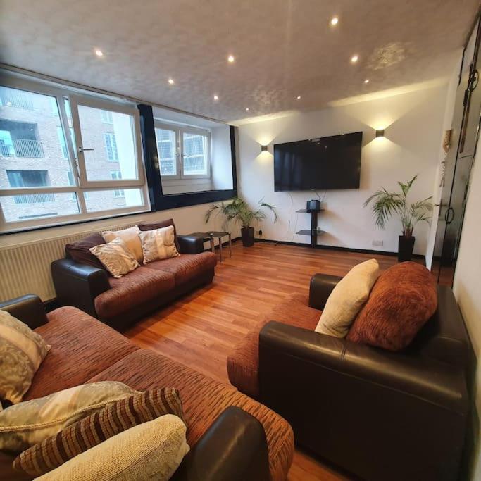 3beds Family Friendly In With Good Transport Links Londres