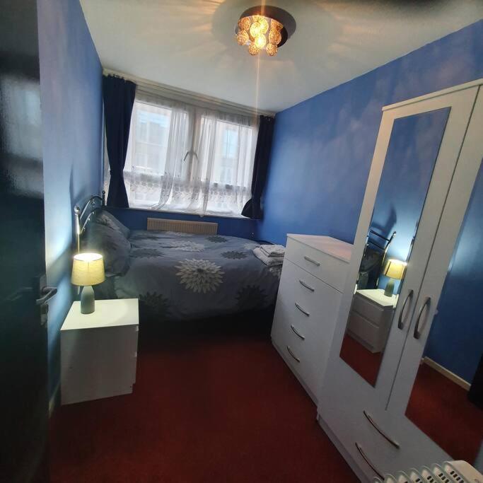 3beds Family Friendly In With Good Transport Links Apartamento *