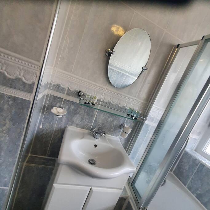 Apartamento 3beds Family Friendly In With Good Transport Links