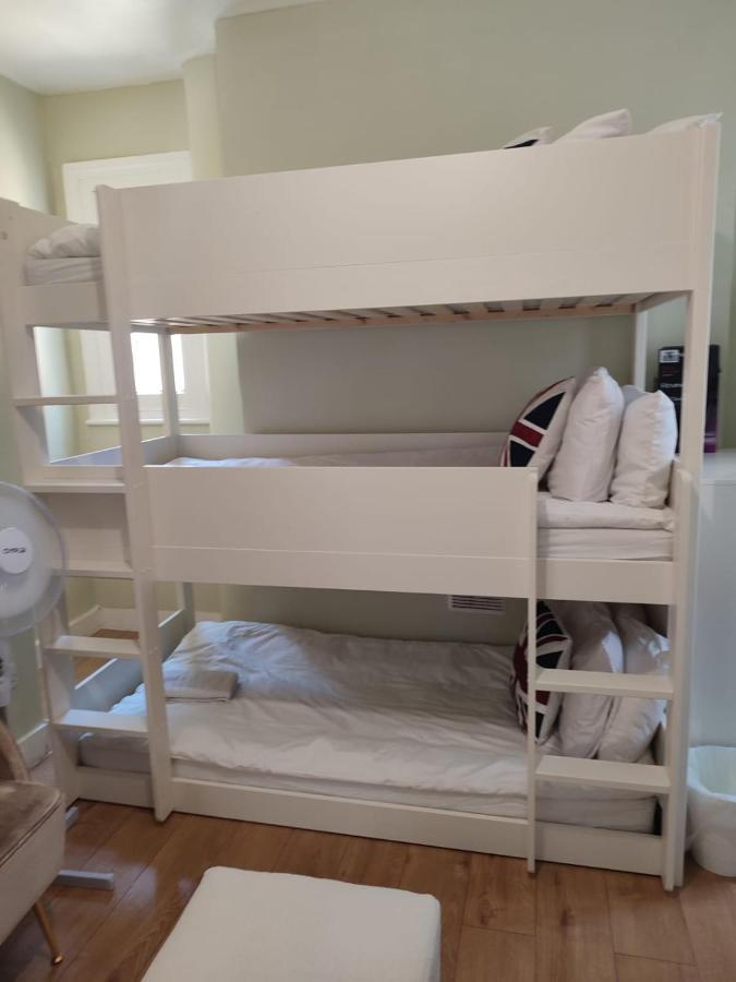 At 264 Guest house