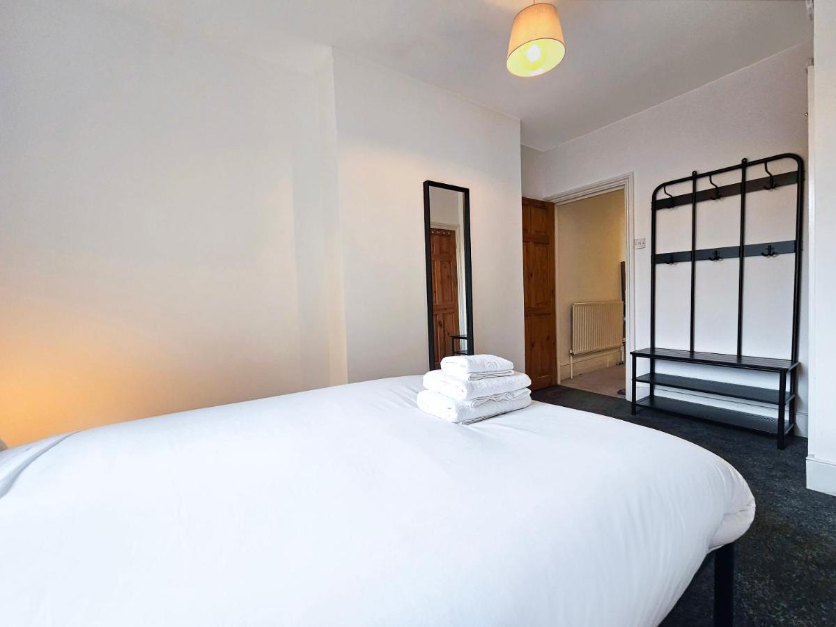 Brixton Flat Walk To O2 Academy & Clapham High St Apartment *
