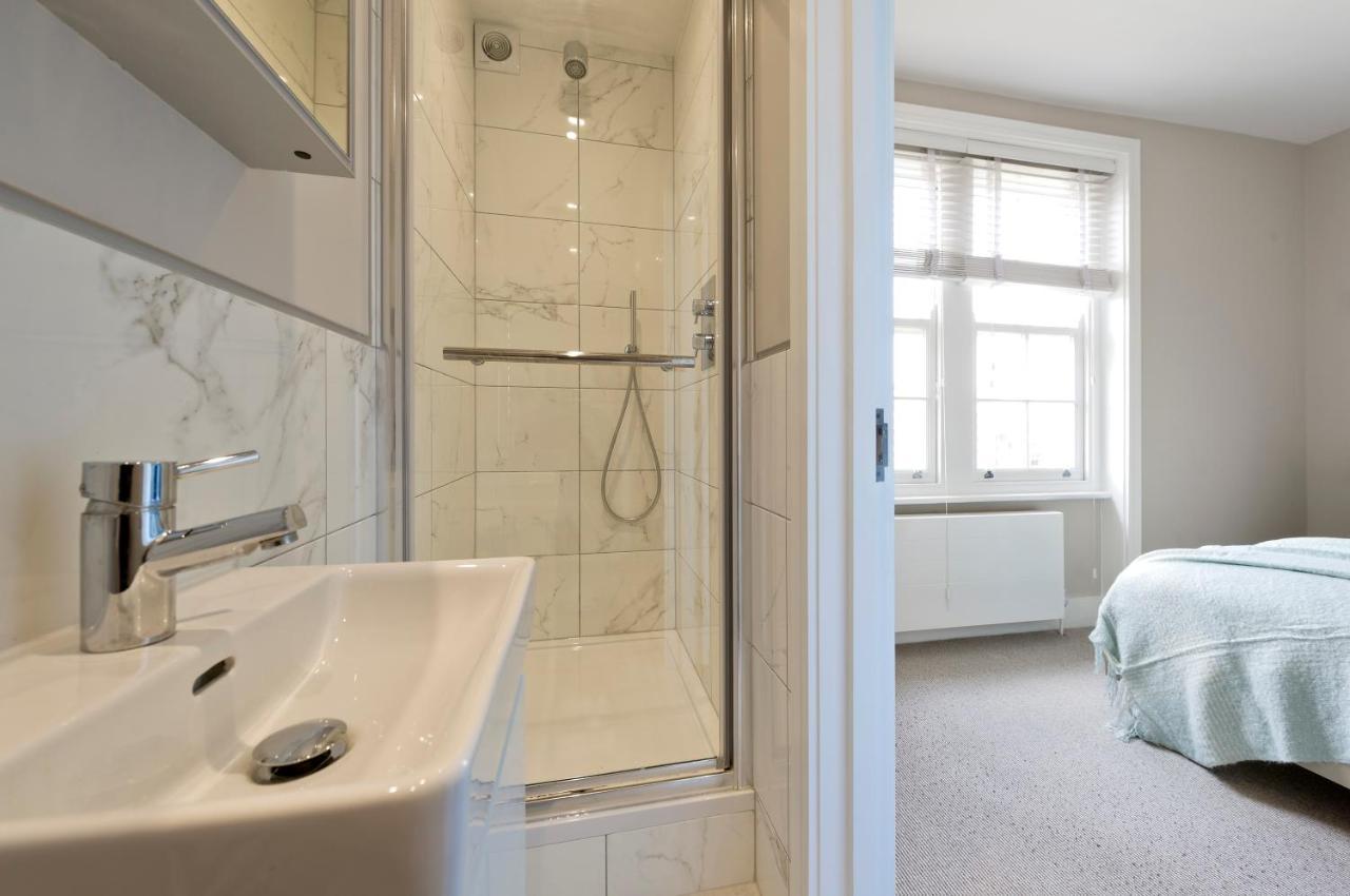Fabulous Three Bedroom Flat Near Marylebone By Underthedoormat Apartamento