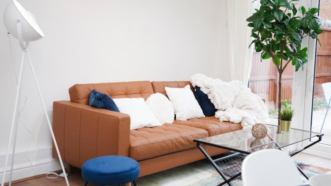 Spacious Family With Games & Garden Сasa de vacaciones
