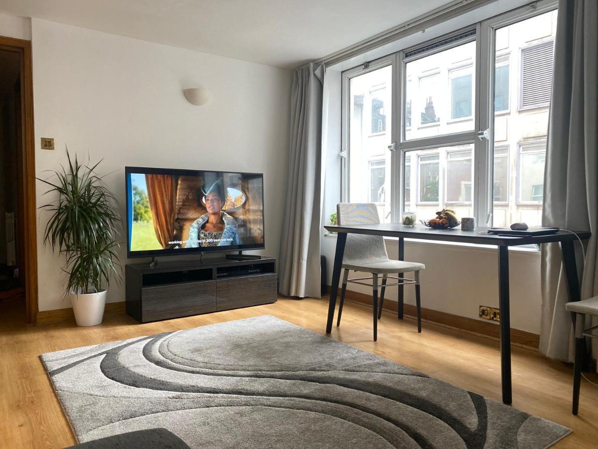Prime Location - Heart Of Appartement