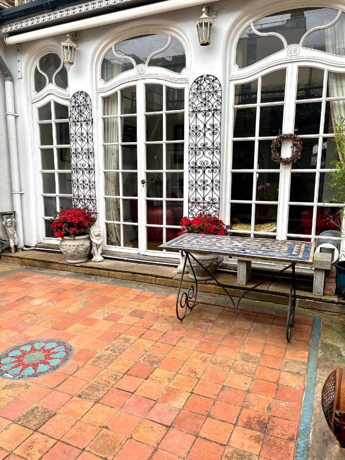 Golborne Road 3 Bedrooms Antique Rooftop Terrace Flat Apartment London