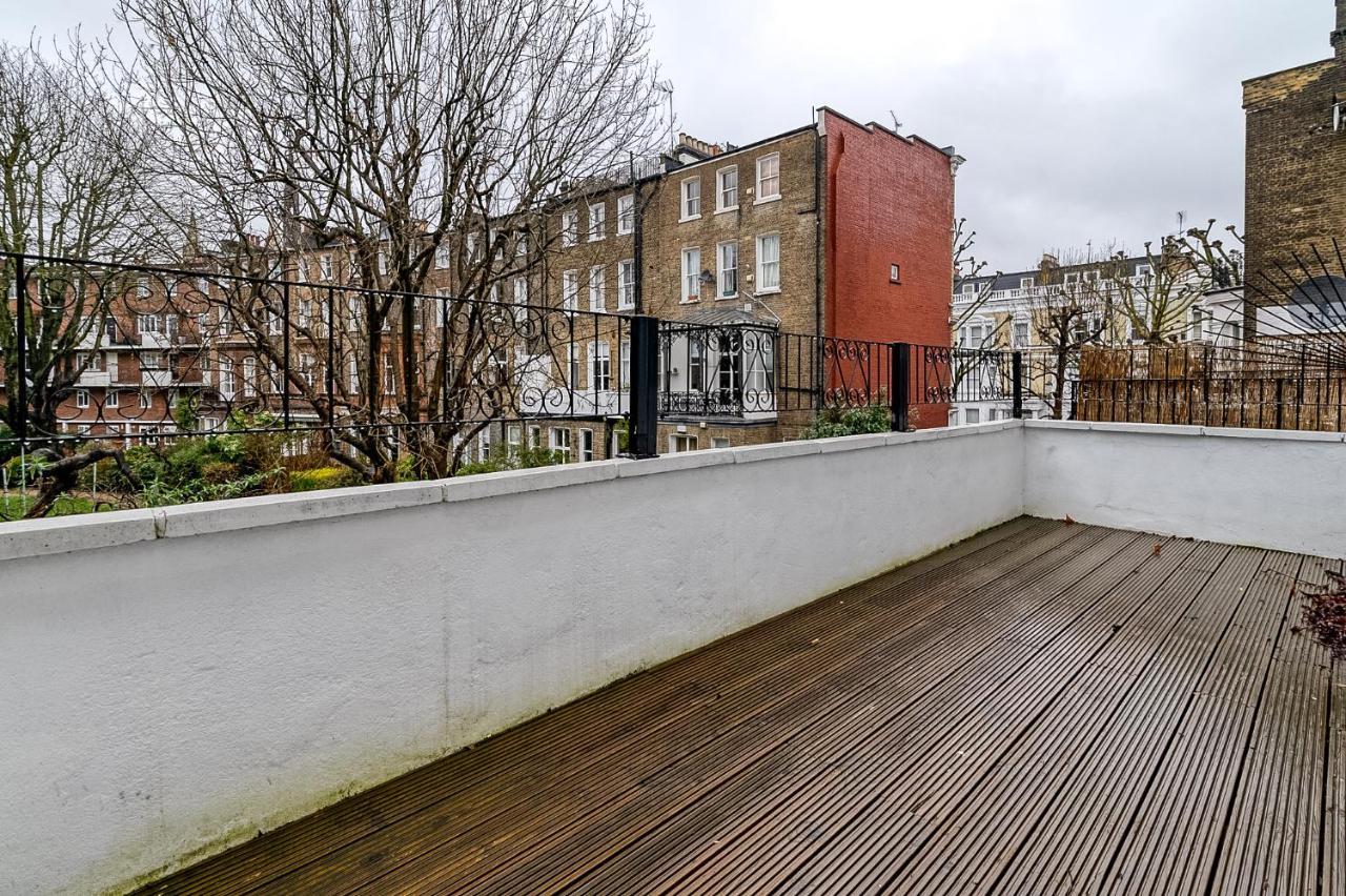 Relay - 109 Warwick Road * Londen