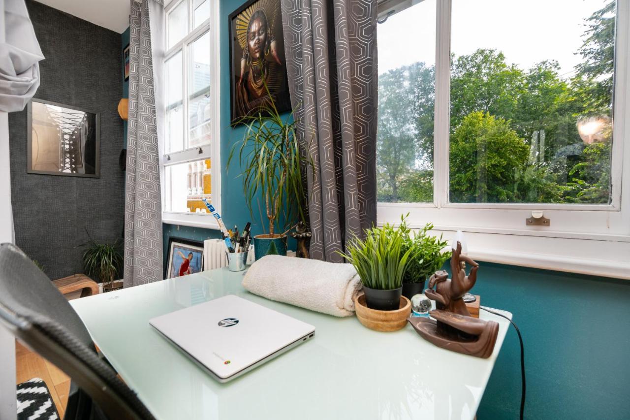 Privatunterkunft Master En - Townhouse Double With Garden & Hot Tub *
