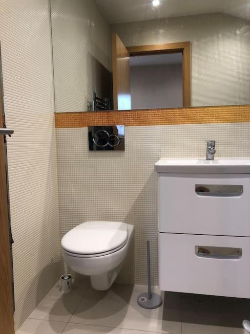 Flat In North Acton * London
