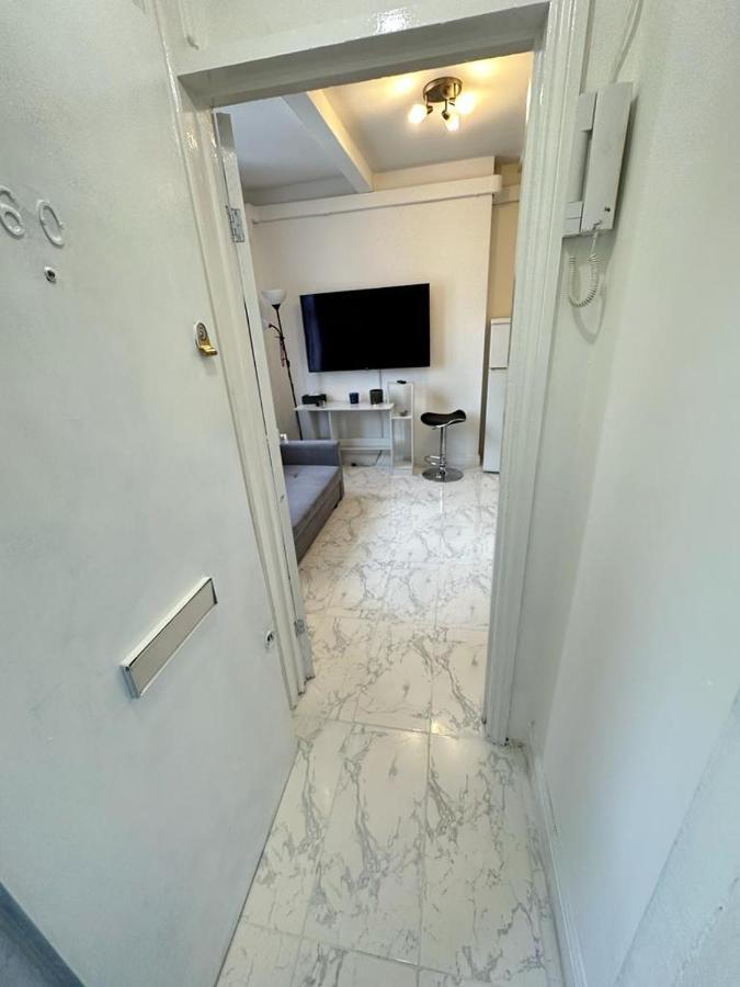 4 Floor New Miles Appartement