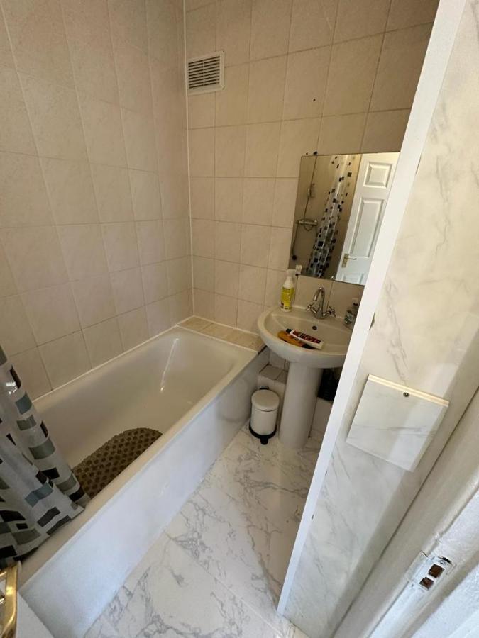 4 Floor New Miles Appartement *