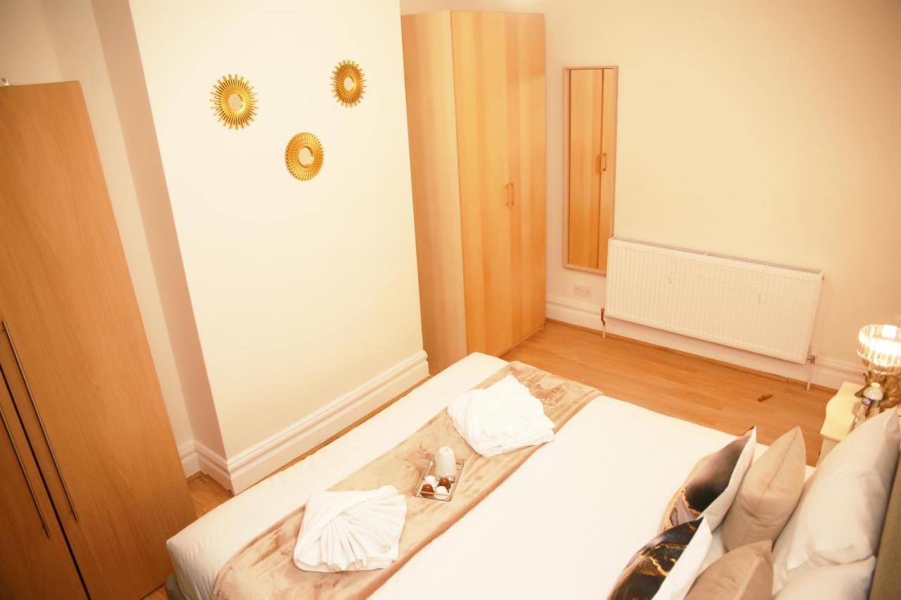 Holiday home Wembley Luxury