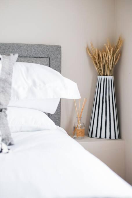 Eden - Islington - 2 Bed With Terrace