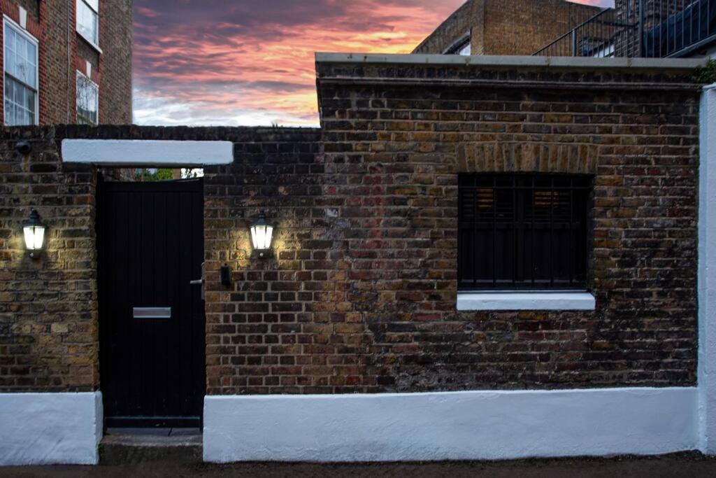 Eden - Islington - 2 Bed With Terrace London