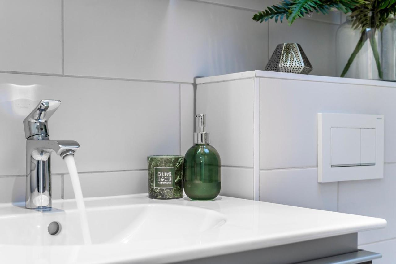 Grand Kensington Great Stop For Homestay London
