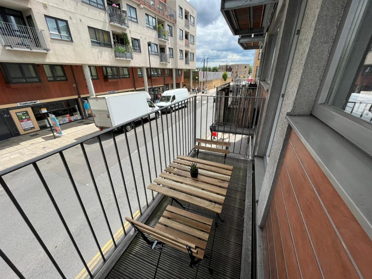 Appartement Modern Flat Near Transports