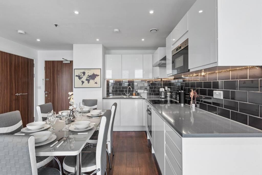 Beautiful Living Sleep 7 In Bp34 Apartment *