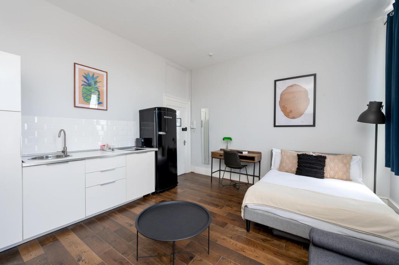 Appartement D8 House *