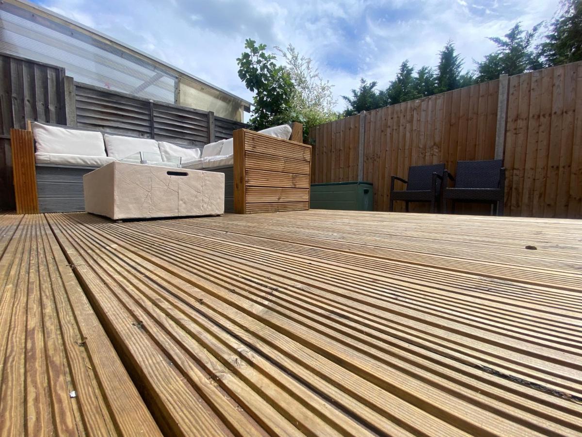 Cheviot 2 Bed Londen