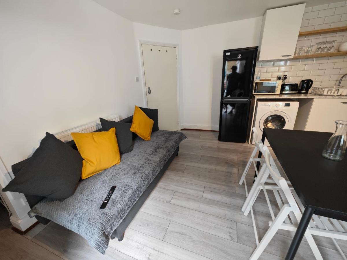 Apartment 2 Bedroom 2 Bathroom In Old St - Shoreditch - Zone 1