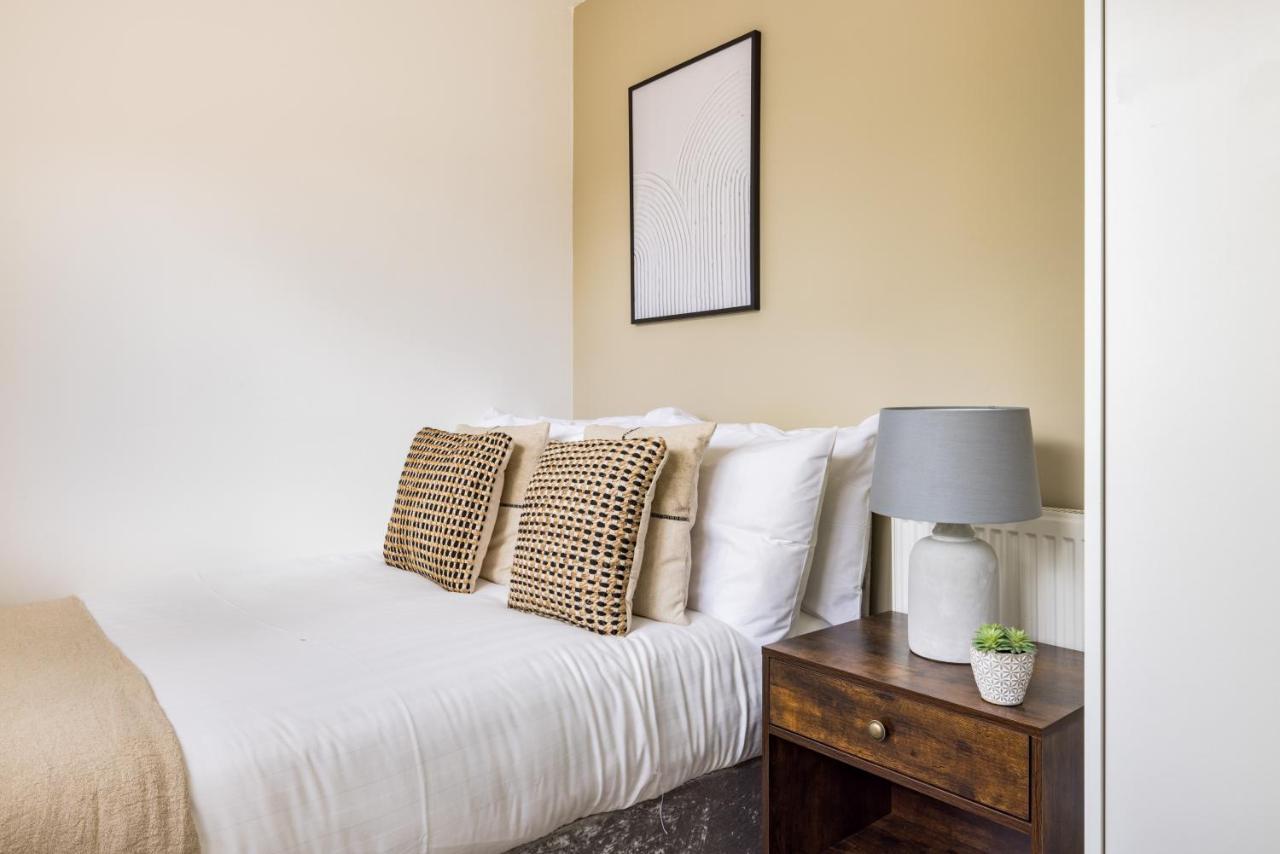 To Be Used,do Not Use Listing But Bookable Appartement