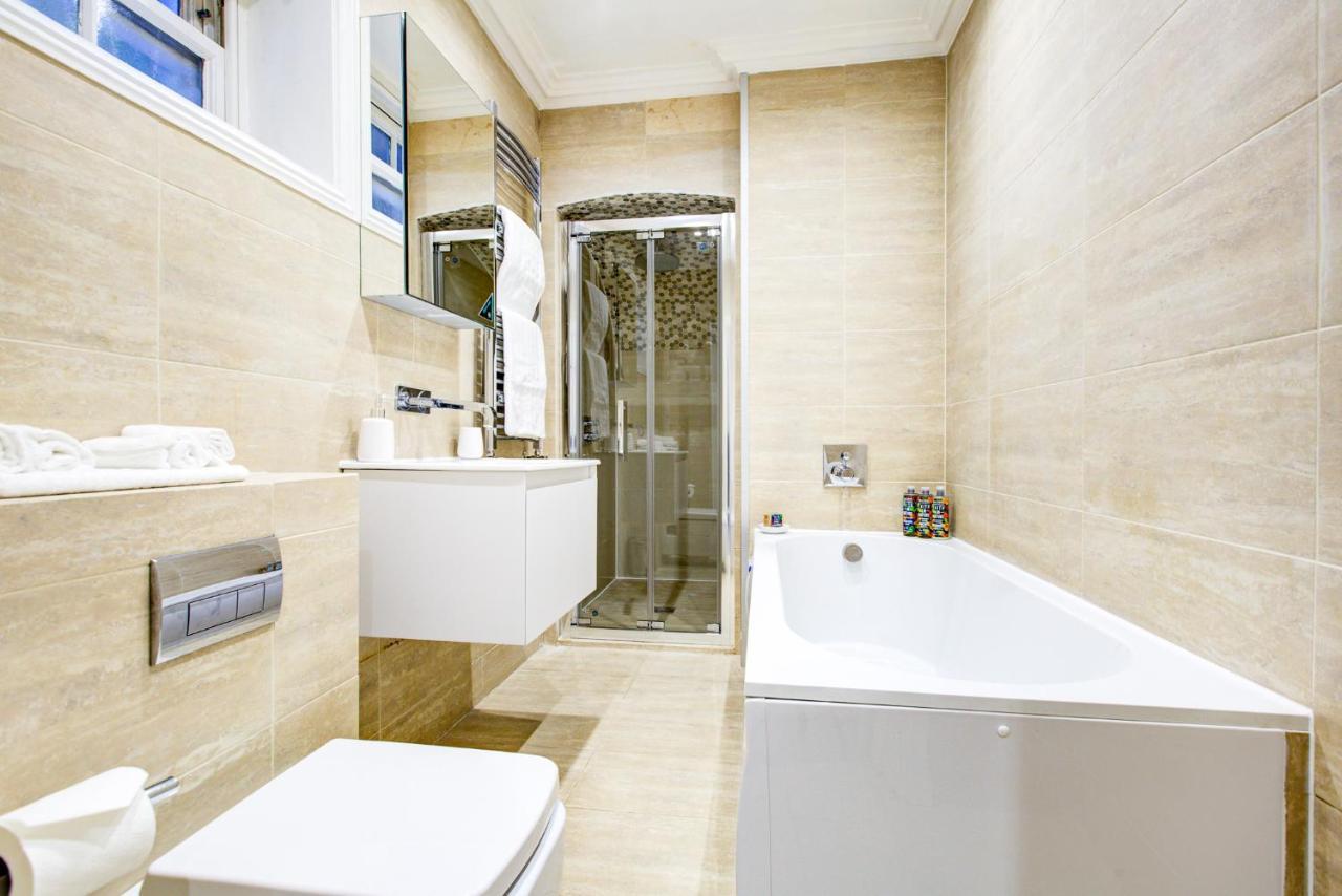 Hybrid Resi - Battersea Near Power Station Apartment *