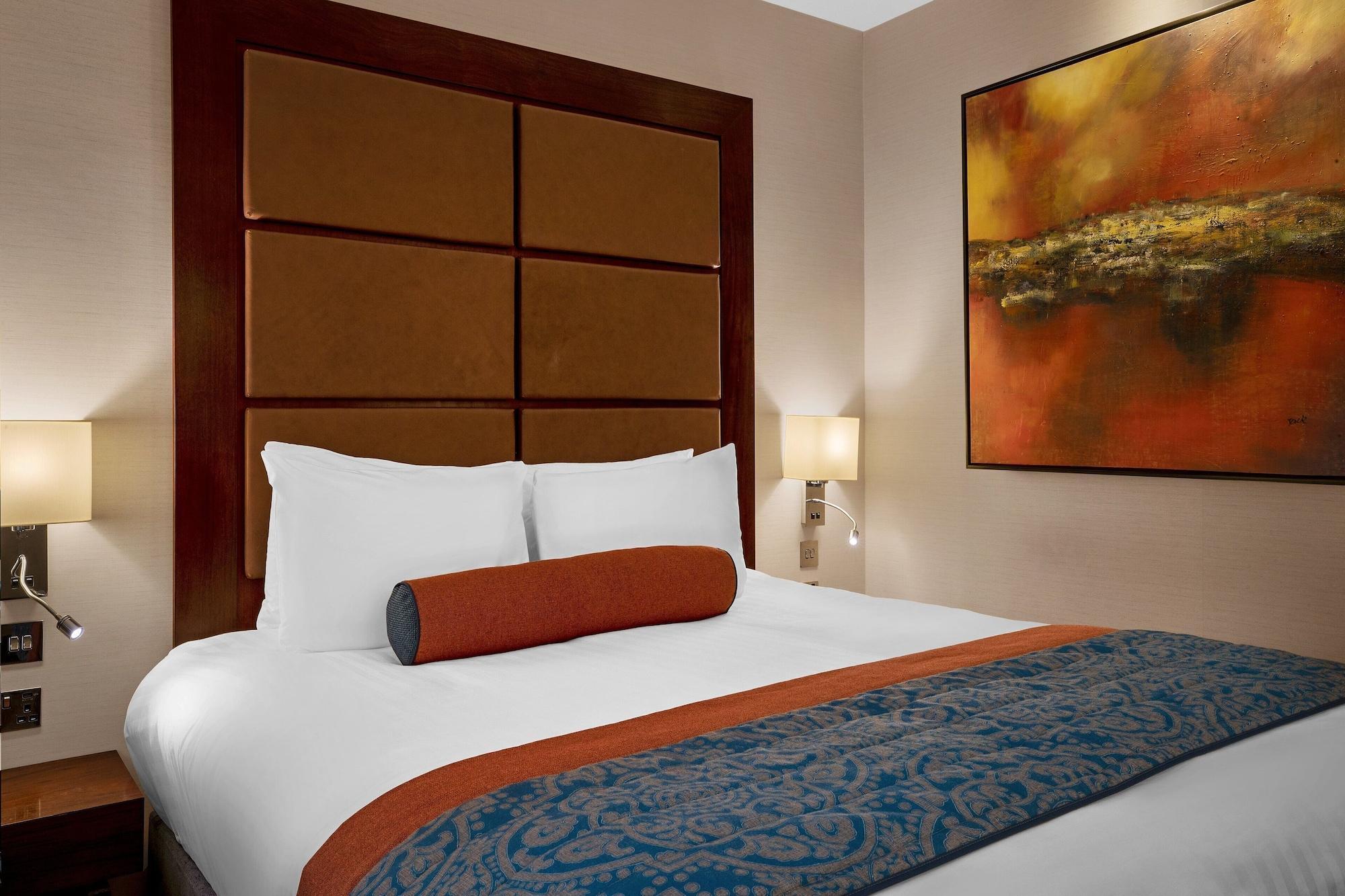 Hotel Leonardo Royal St Paul's London