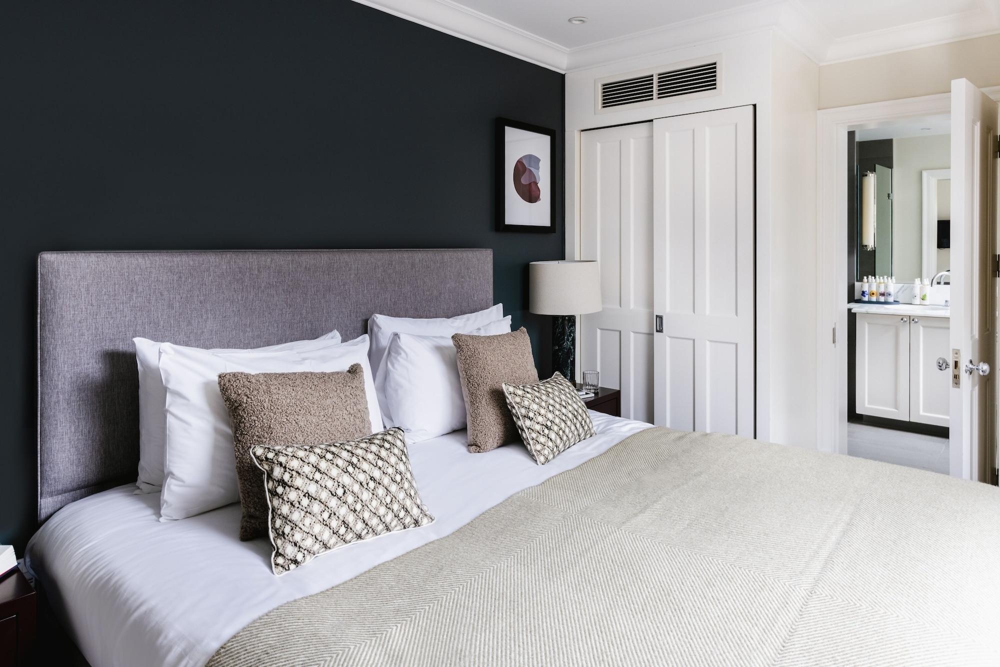 Native Mayfair Apartment
