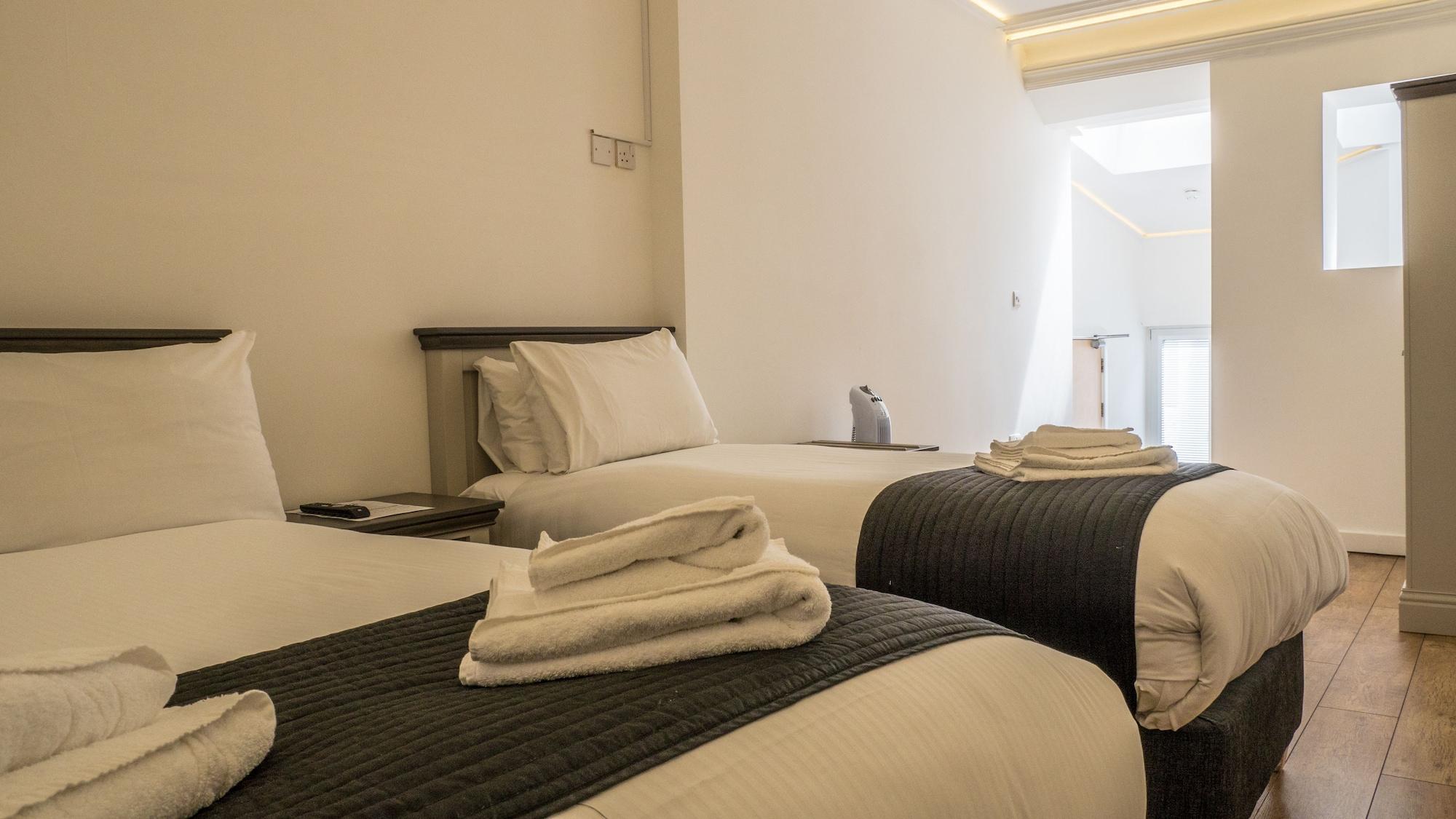 London Stay Apartamentos Apartahotel 3*