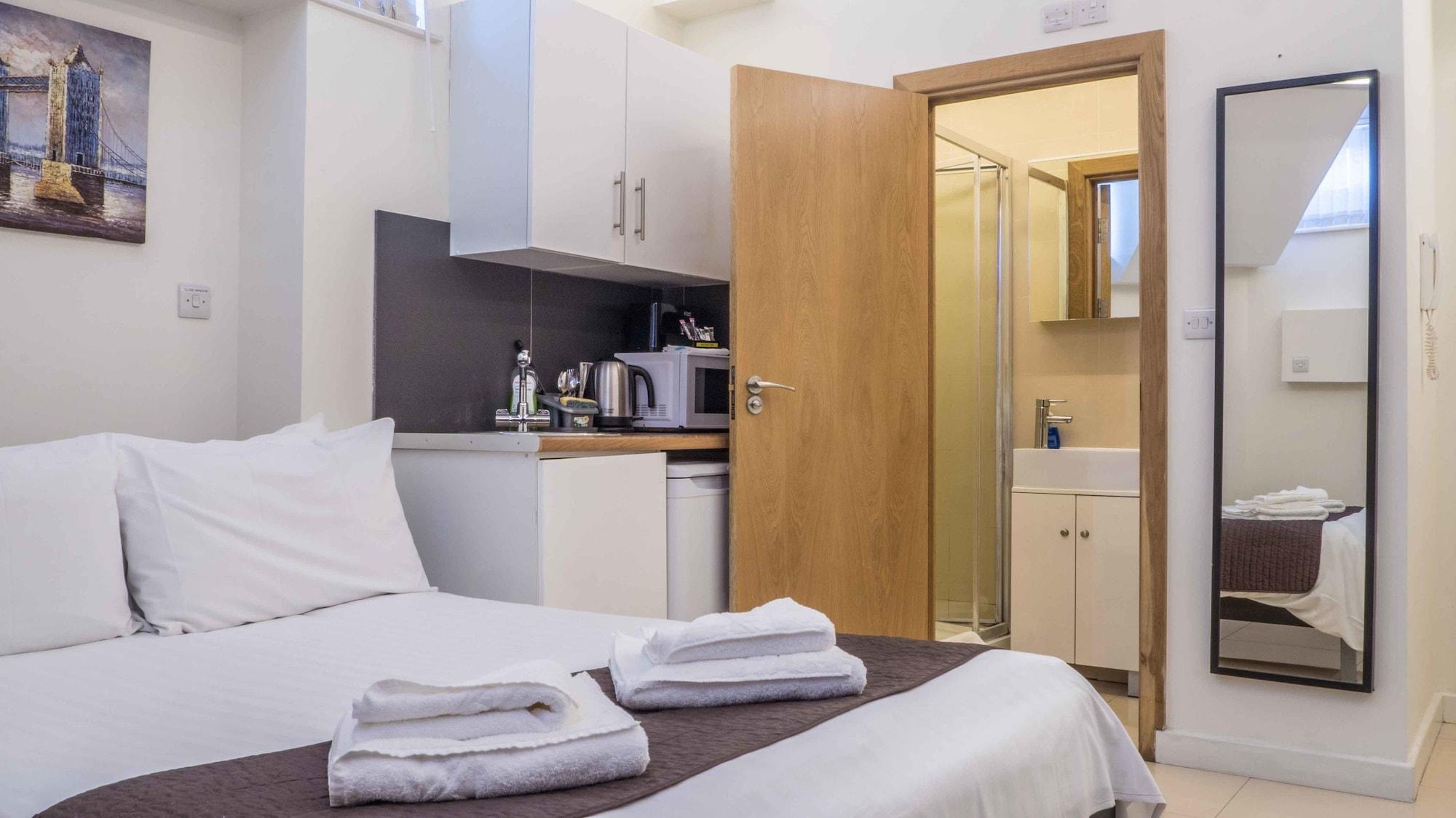 London Stay Apartamentos Apartahotel 3*