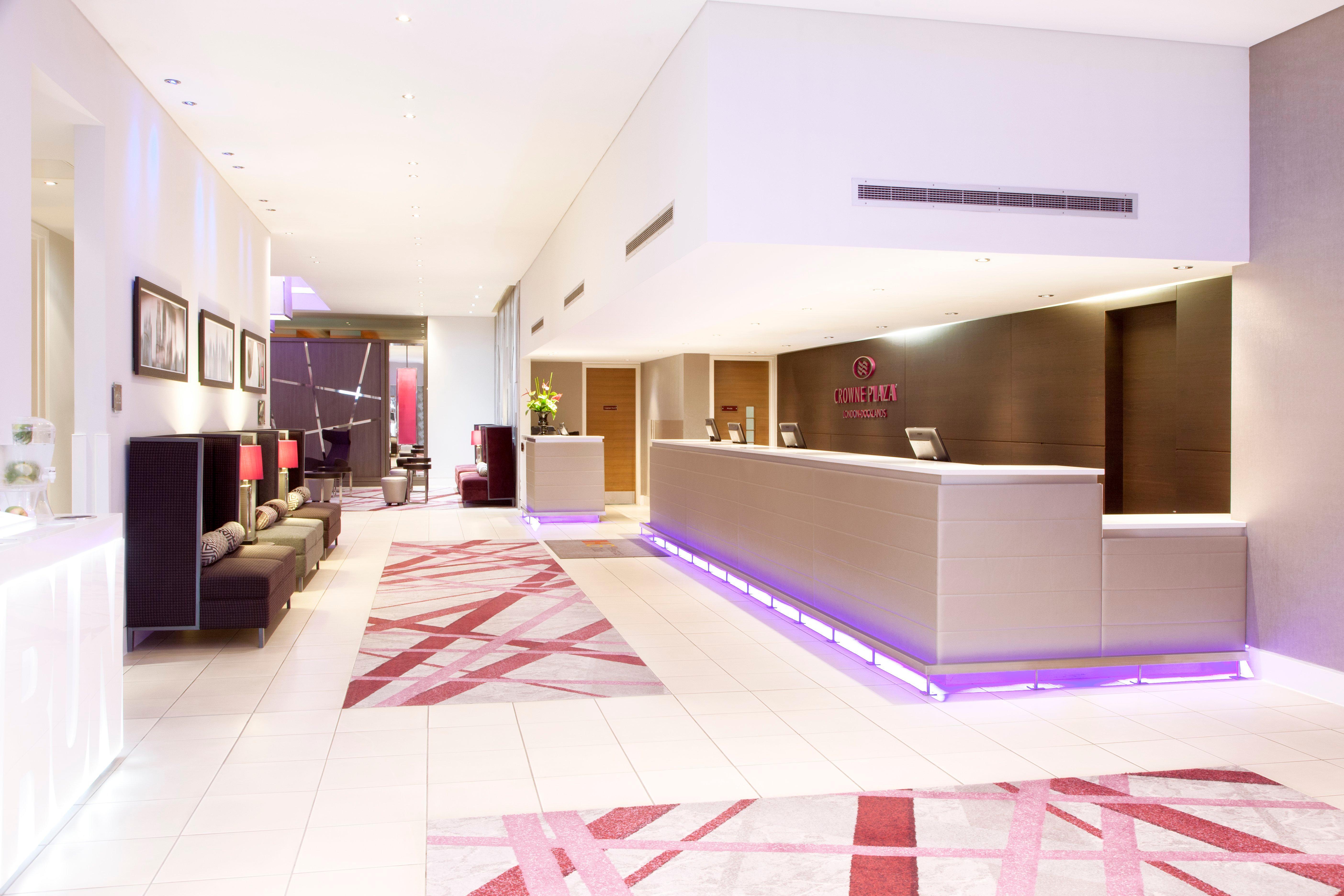 Crowne Plaza - Docklands By Ihg 4* London